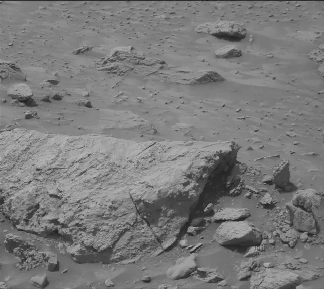 Sol 4185: Mast Camera (Mastcam)