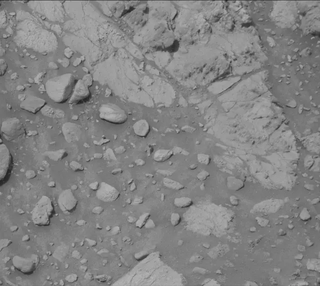 Sol 4185: Mast Camera (Mastcam)