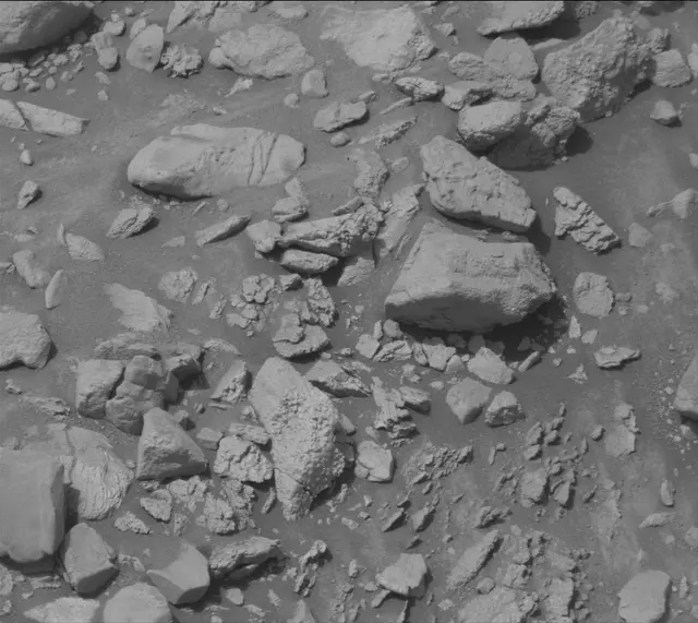 Sol 4185: Mast Camera (Mastcam)