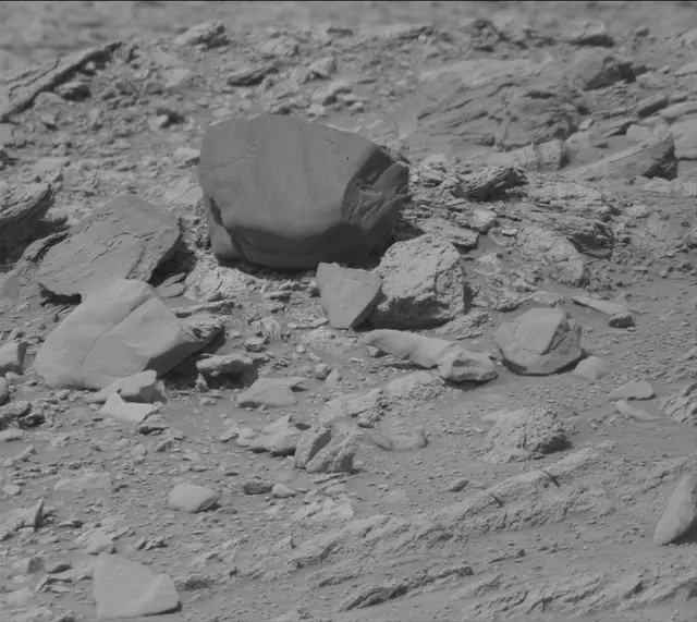 Sol 4185: Mast Camera (Mastcam)