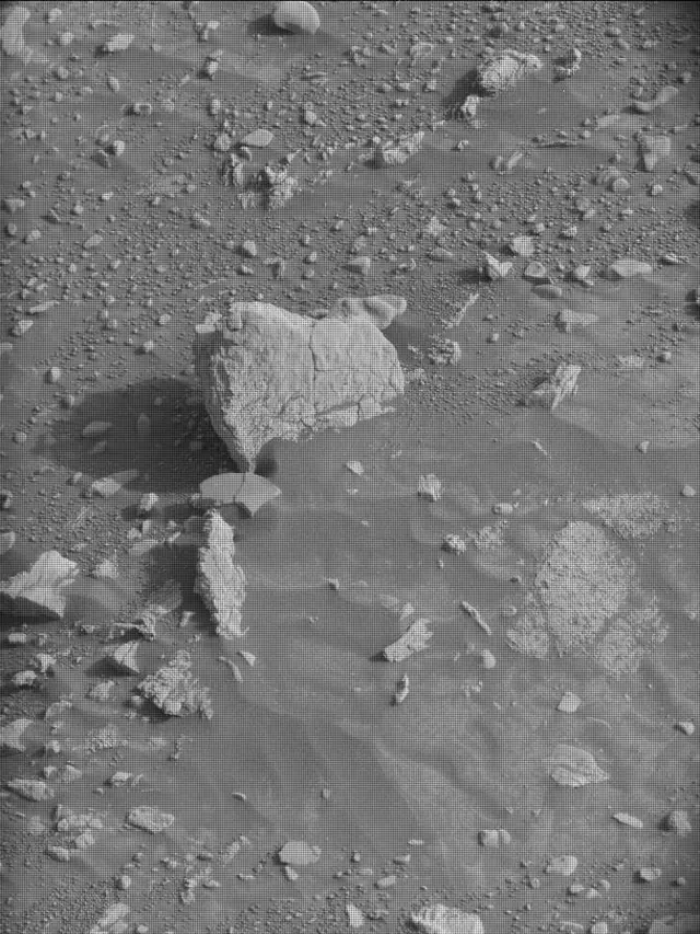 Sol 4191: Mast Camera (Mastcam)