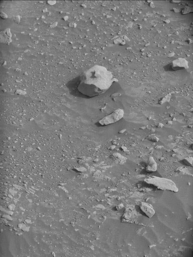 Sol 4191: Mast Camera (Mastcam)