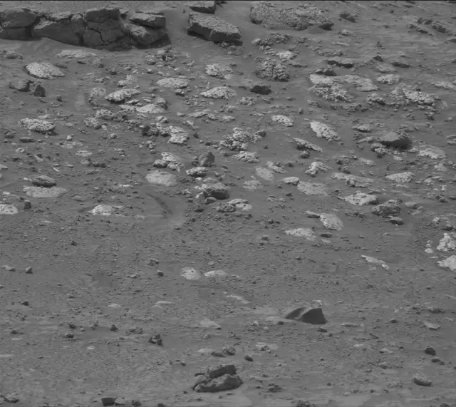 Sol 4191: Mast Camera (Mastcam)