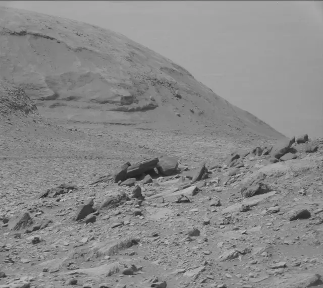 Sol 4191: Mast Camera (Mastcam)