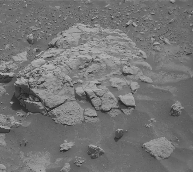 Sol 4193: Mast Camera (Mastcam)