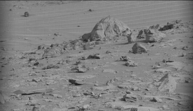 Sol 4195: Mast Camera (Mastcam)