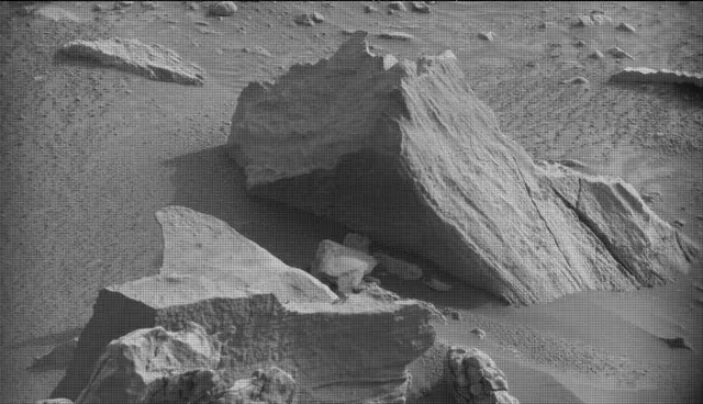 Sol 4195: Mast Camera (Mastcam)