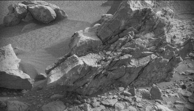 Sol 4195: Mast Camera (Mastcam)