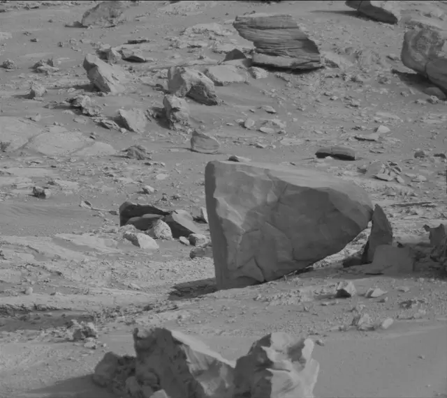 Sol 4195: Mast Camera (Mastcam)