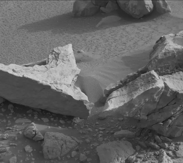 Sol 4195: Mast Camera (Mastcam)