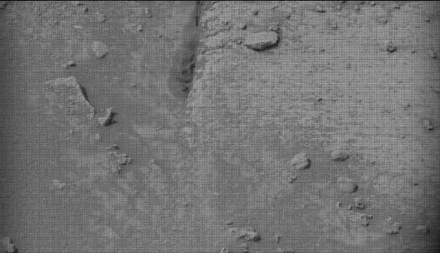 Sol 4199: Mast Camera (Mastcam)