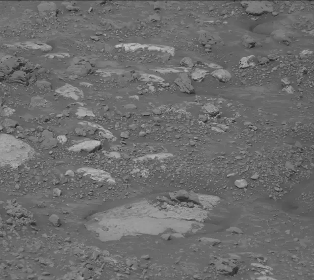 Sol 4199: Mast Camera (Mastcam)