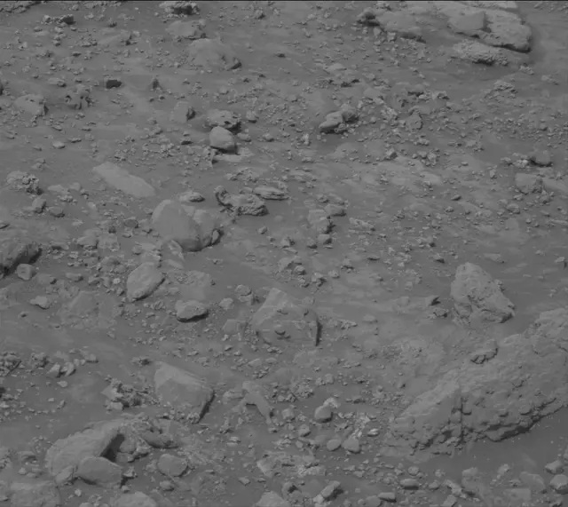 Sol 4199: Mast Camera (Mastcam)