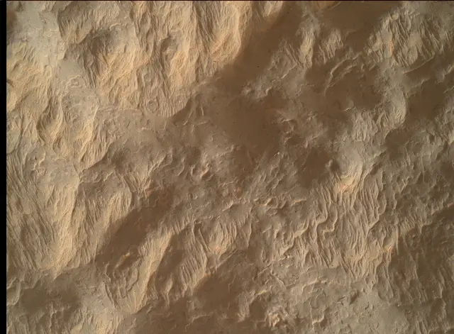 Sol 4199: Mars Hand Lens Imager (MAHLI)
