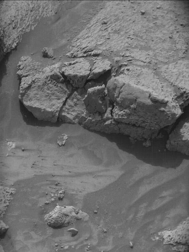 Sol 4200: Mast Camera (Mastcam)