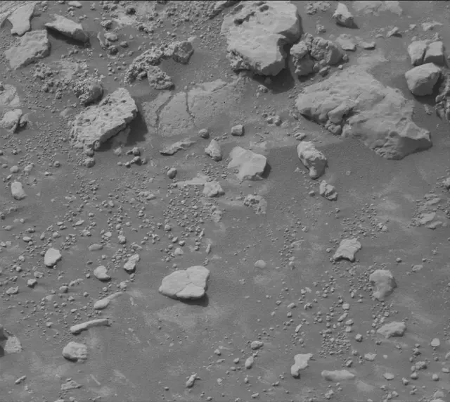 Sol 4200: Mast Camera (Mastcam)