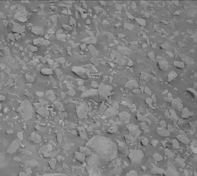 Sol 4200: Mast Camera (Mastcam)