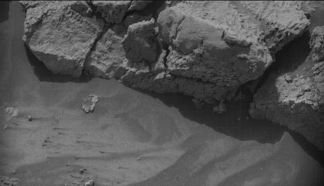 Sol 4202: Mast Camera (Mastcam)