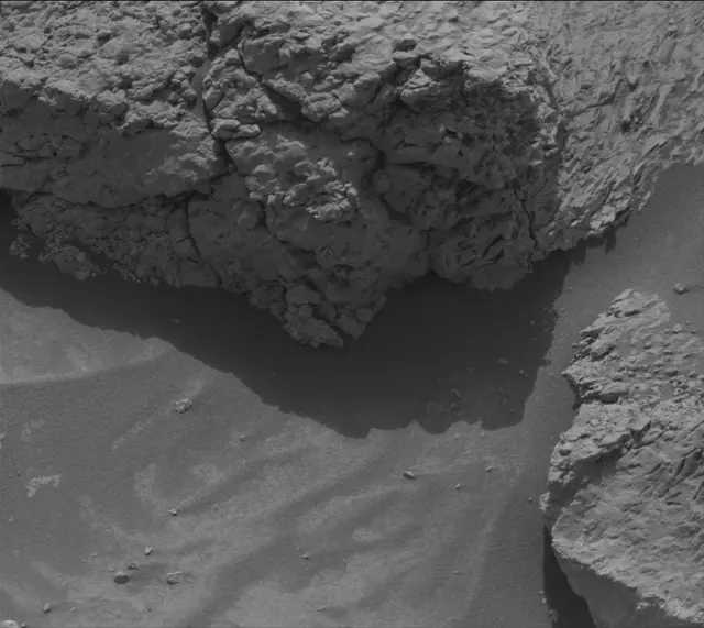 Sol 4202: Mast Camera (Mastcam)