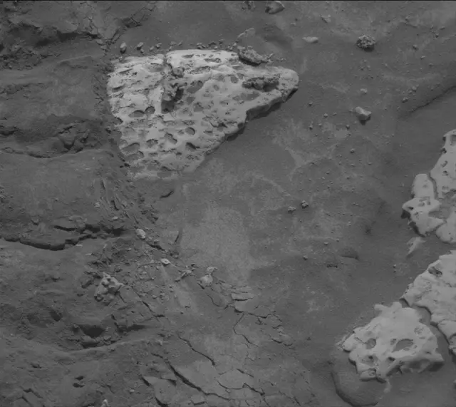 Sol 4202: Mast Camera (Mastcam)