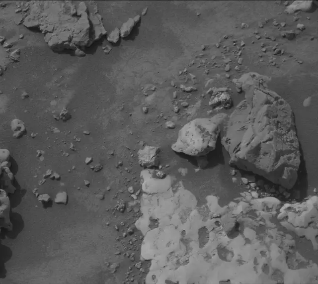 Sol 4202: Mast Camera (Mastcam)