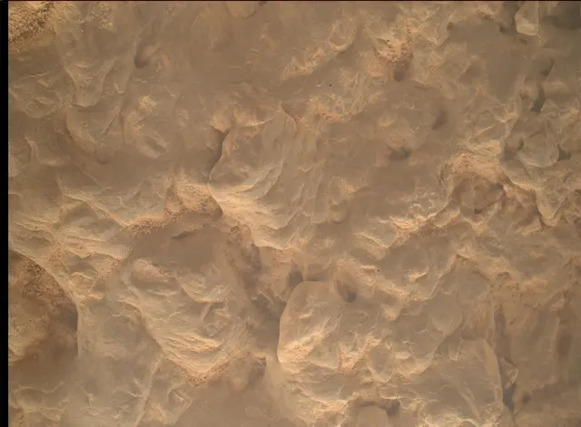 Sol 4202: Mars Hand Lens Imager (MAHLI)