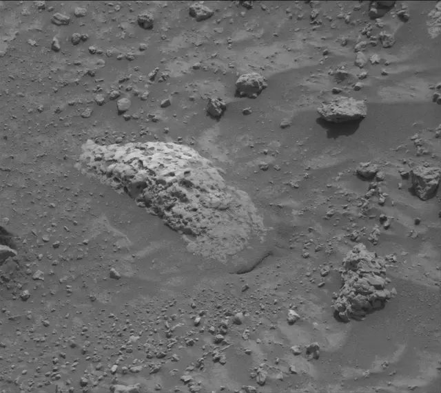 Sol 4203: Mast Camera (Mastcam)