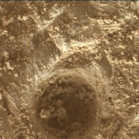 Sol 4205: Mars Hand Lens Imager (MAHLI)