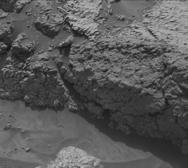 Sol 4206: Mast Camera (Mastcam)