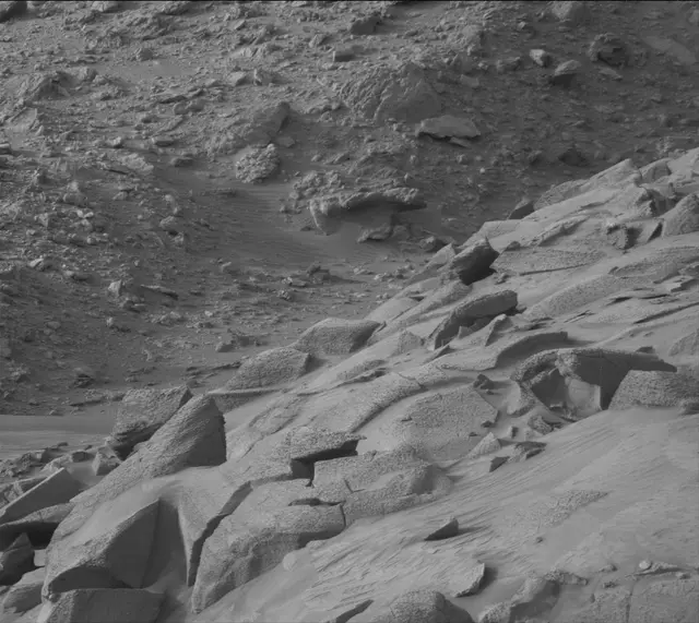 Sol 4206: Mast Camera (Mastcam)