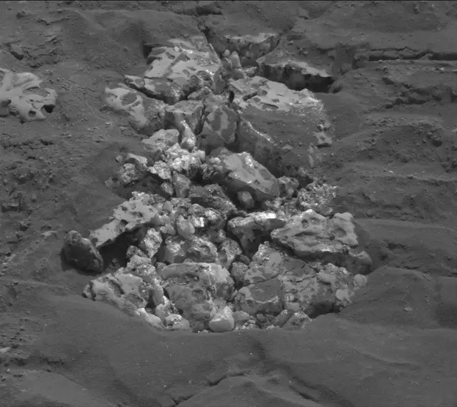 Sol 4208: Mast Camera (Mastcam)