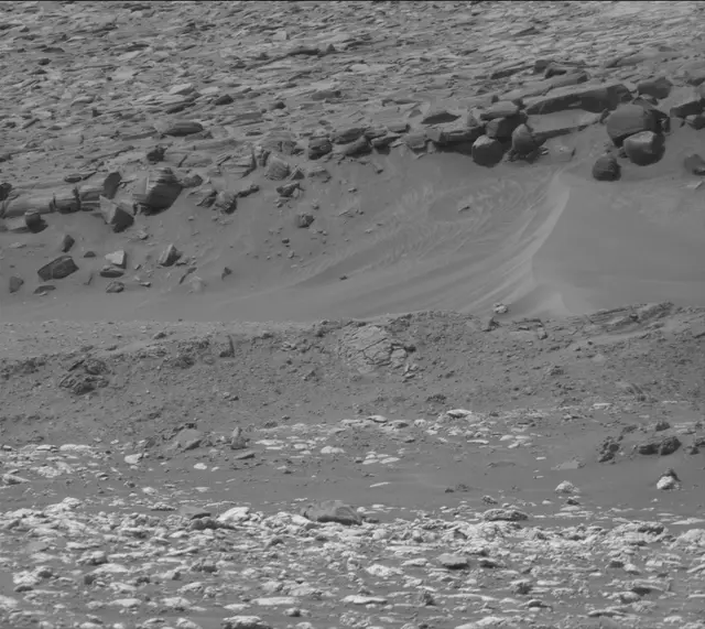 Sol 4208: Mast Camera (Mastcam)
