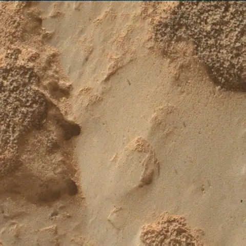Sol 4209: Mars Hand Lens Imager (MAHLI)