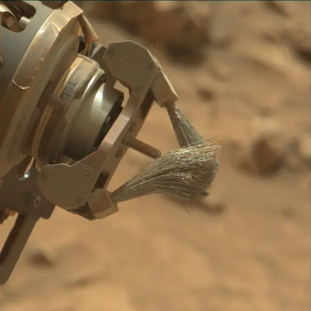 Sol 4212: Mast Camera (Mastcam)