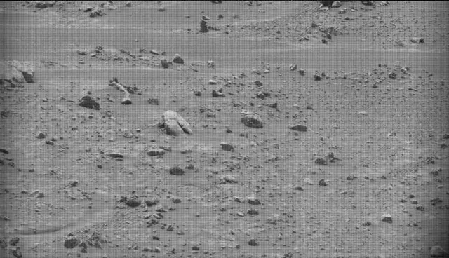 Sol 4213: Mast Camera (Mastcam)