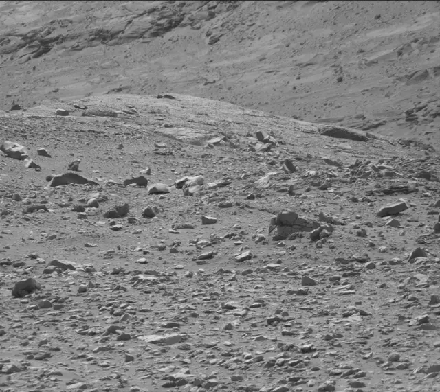 Sol 4213: Mast Camera (Mastcam)