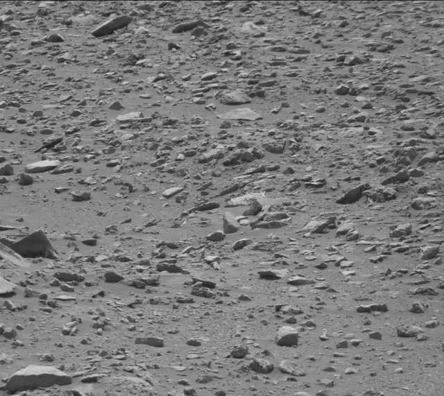 Sol 4213: Mast Camera (Mastcam)