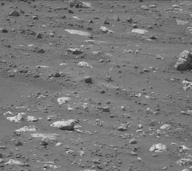 Sol 4213: Mast Camera (Mastcam)