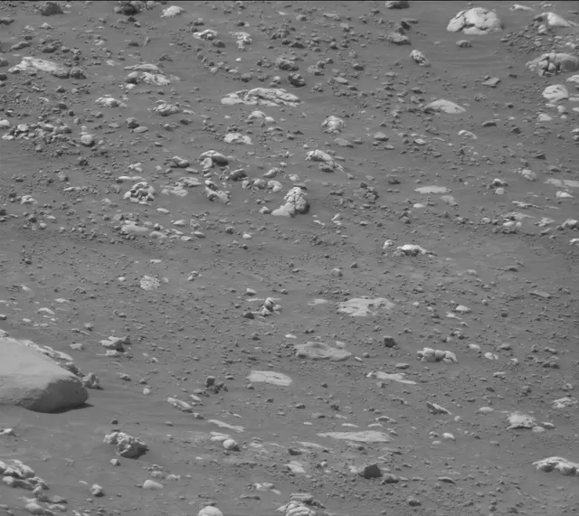 Sol 4213: Mast Camera (Mastcam)