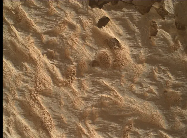 Sol 4216: Mars Hand Lens Imager (MAHLI)