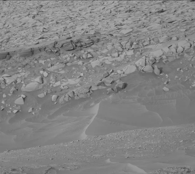 Sol 4217: Mast Camera (Mastcam)