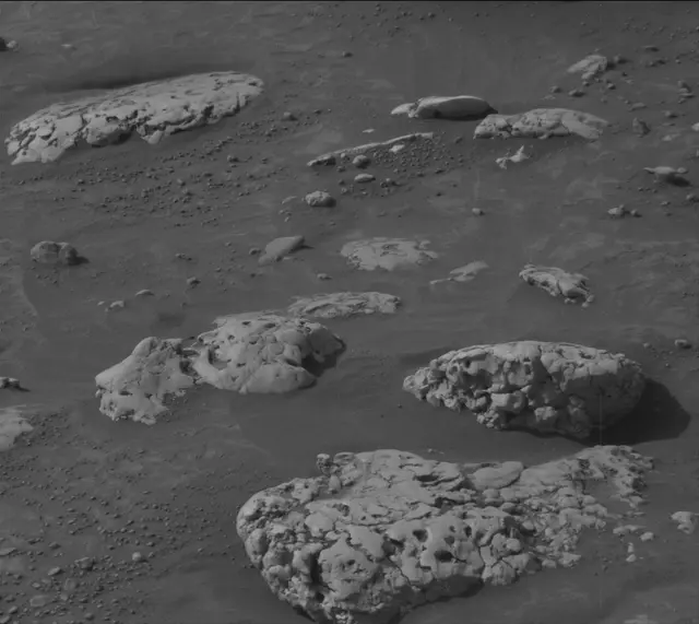 Sol 4217: Mast Camera (Mastcam)