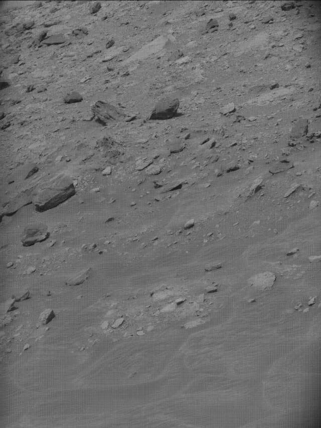Sol 4220: Mast Camera (Mastcam)