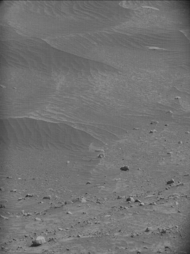 Sol 4220: Mast Camera (Mastcam)