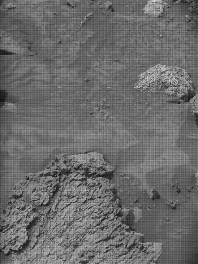 Sol 4220: Mast Camera (Mastcam)