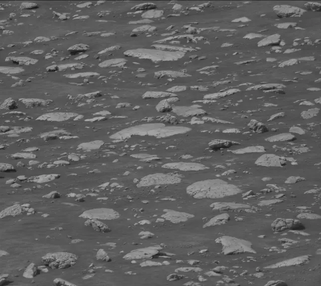 Sol 4222: Mast Camera (Mastcam)