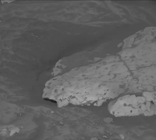 Sol 4222: Mast Camera (Mastcam)
