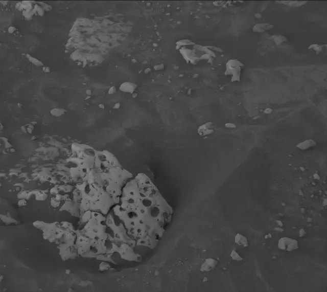 Sol 4225: Mast Camera (Mastcam)