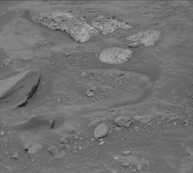 Sol 4226: Mast Camera (Mastcam)