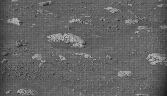 Sol 4227: Mast Camera (Mastcam)